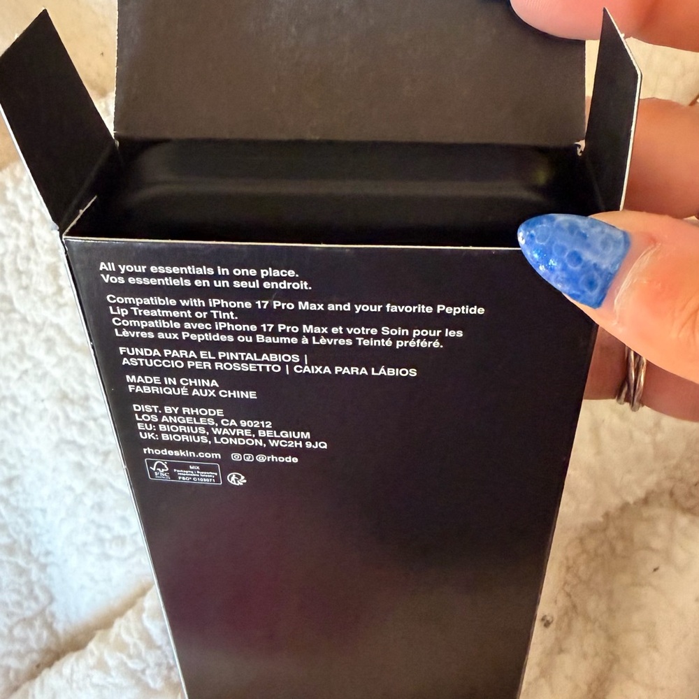 RHODE Phone Case 17 pro max rare black birthday edition color. With box - Picture 4 of 6